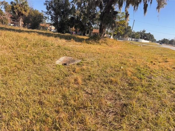 3814 E C 478 , WEBSTER, FL 33597