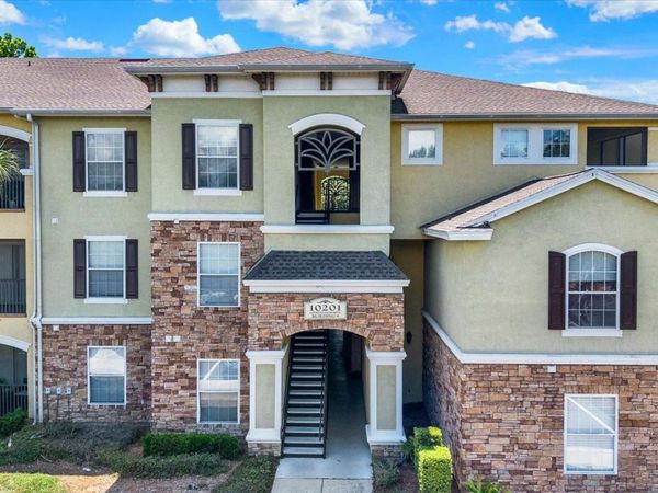 10201 COURTNEY PALMS BOULEVARD , Unit 304, TAMPA, FL 33619