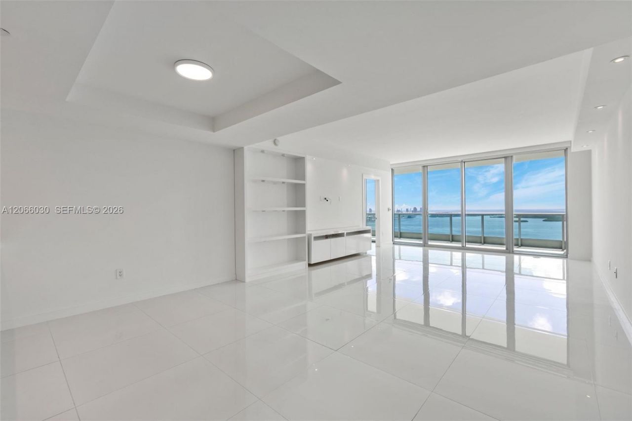 1331 Brickell Bay Dr , Unit 4107, Miami, FL 33131 Photo