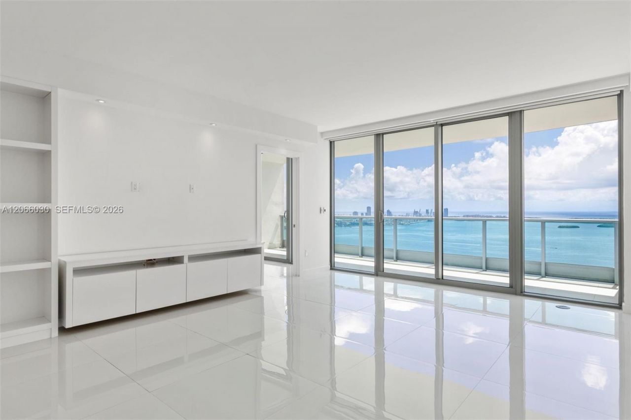 1331 Brickell Bay Dr , Unit 4107, Miami, FL 33131 Photo