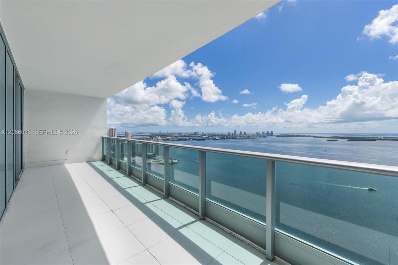 1331 Brickell Bay Dr , Unit 4107, Miami, FL 33131 Photo