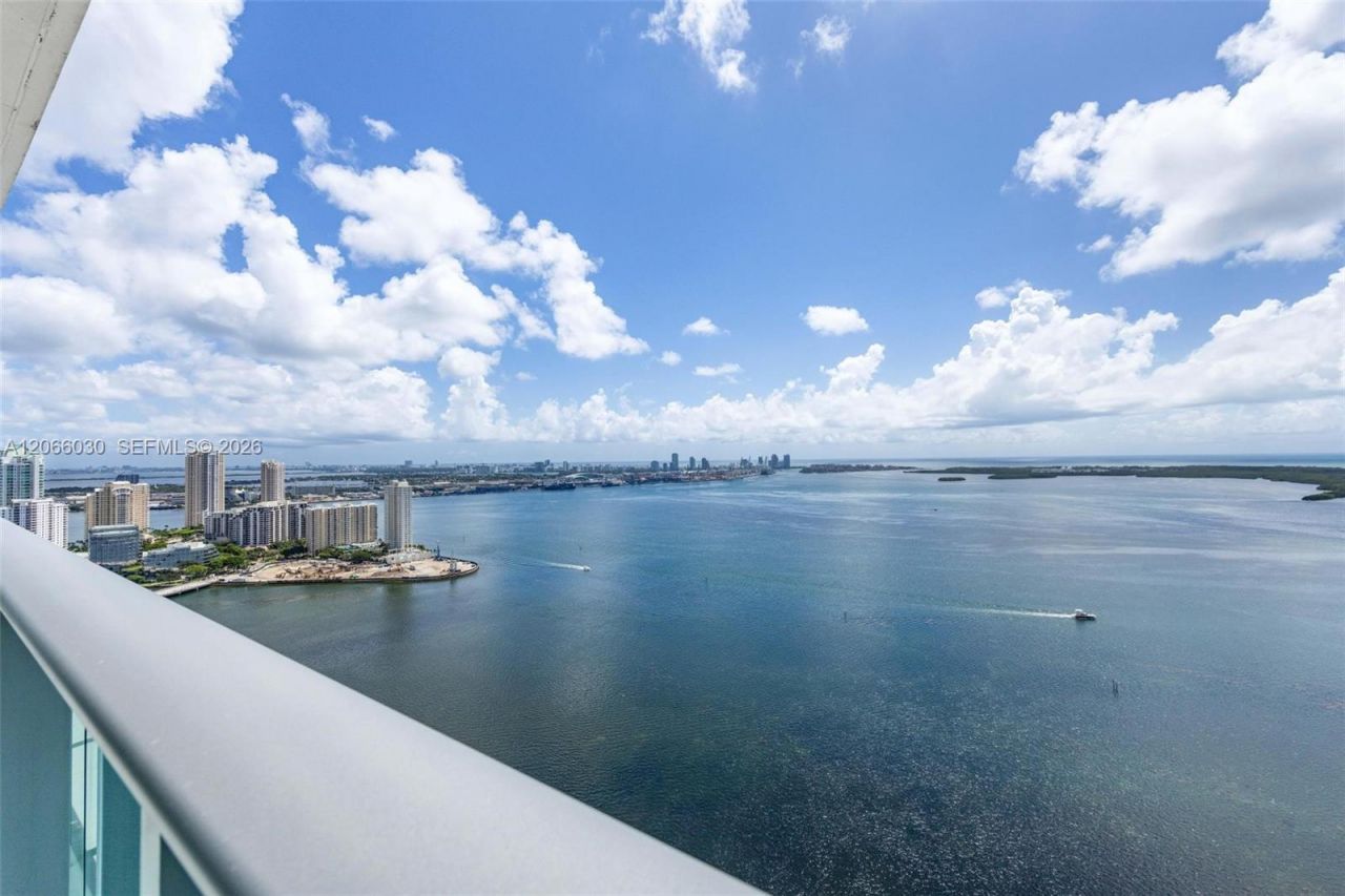 1331 Brickell Bay Dr , Unit 4107, Miami, FL 33131 Photo