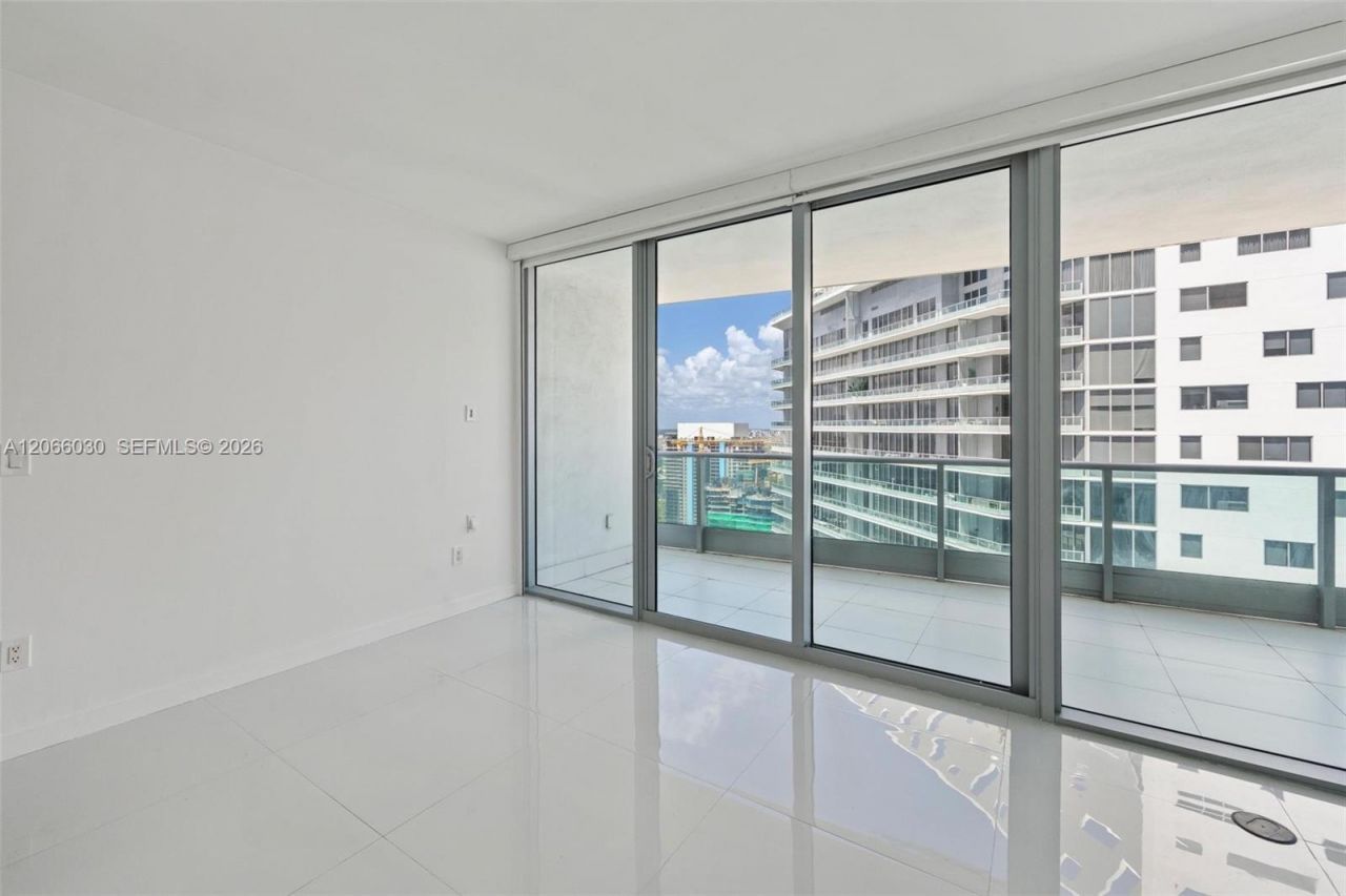 1331 Brickell Bay Dr , Unit 4107, Miami, FL 33131 Photo