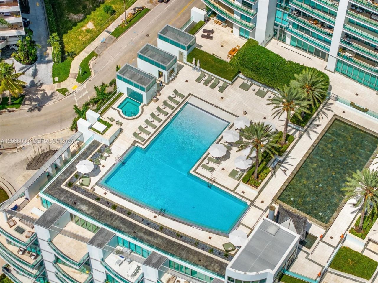 1331 Brickell Bay Dr , Unit 4107, Miami, FL 33131 Photo