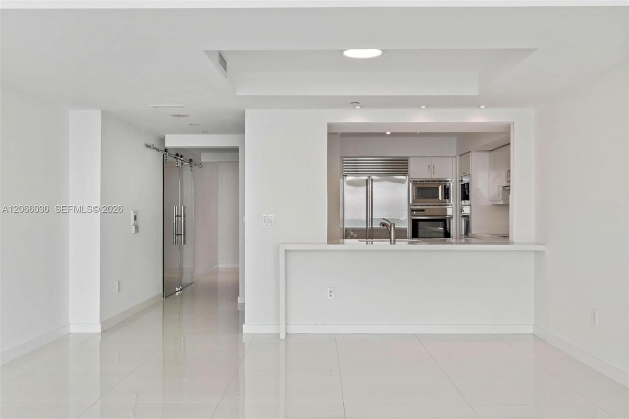 1331 Brickell Bay Dr , Unit 4107, Miami, FL 33131 Photo