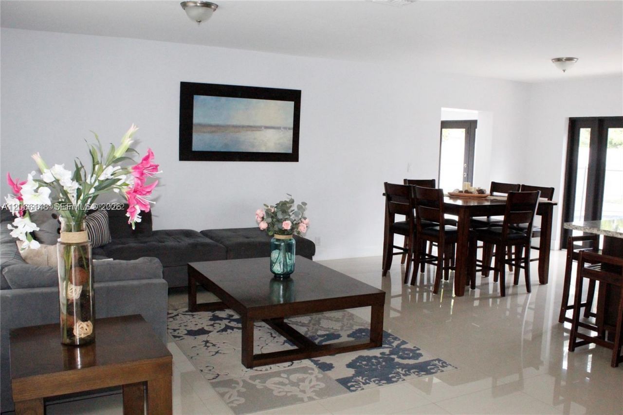 8811 SW 54th Ter , Unit 8811, Miami, FL 33165 Photo