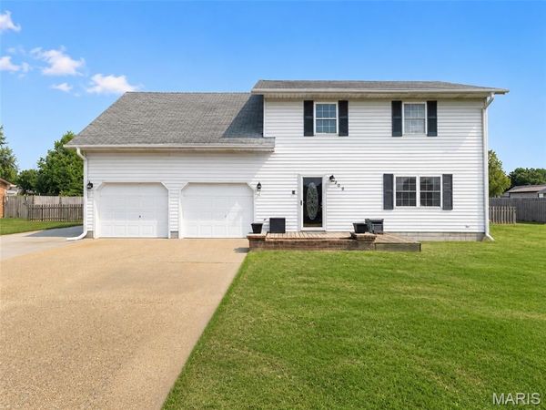 208 Foust Drive , Sikeston, MO 63801