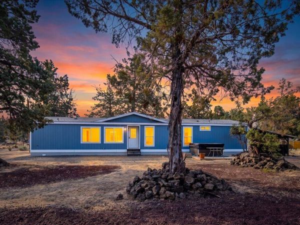 4451 NW 52nd Street, Redmond, OR 97756
