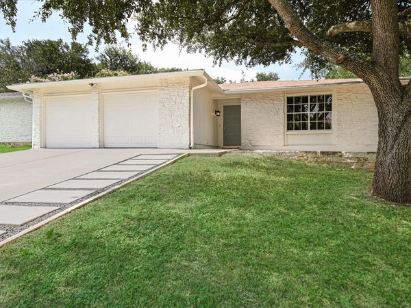 3203 Harpers Ferry LN, Austin, TX 78745