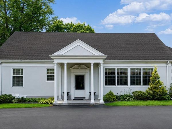 480 Highcroft Road, Wayzata, MN 55391