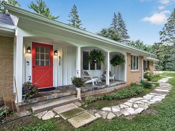 4730 Fairhills Road E, Minnetonka, MN 55345