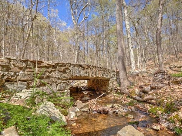 66 Rippling Brook Way, Bernardsville, NJ 07924