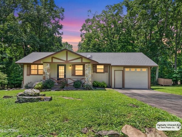 36 Druid Circle, Crossville, TN 38558