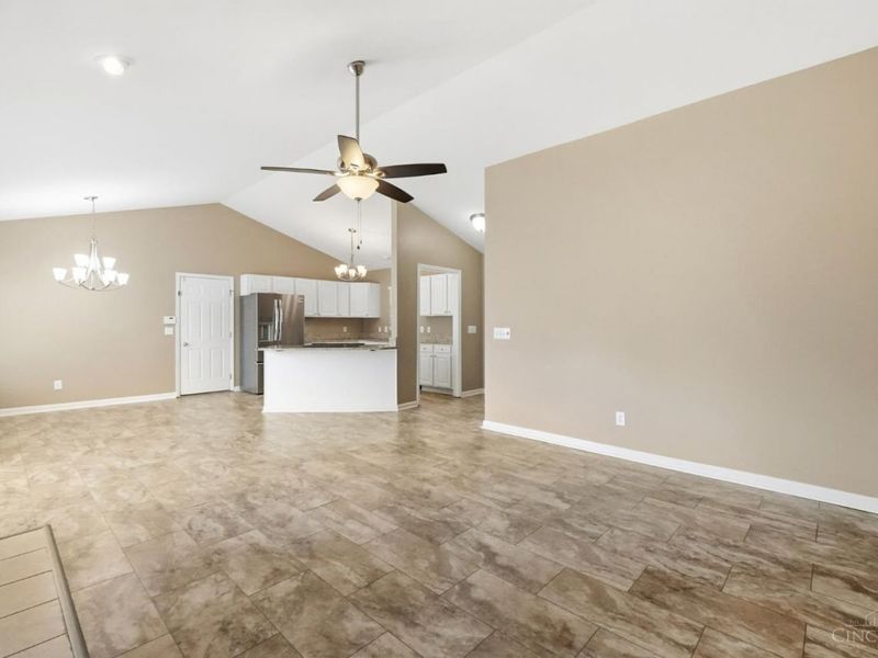 601 Quiet Creek Court, Wilmington, OH 45177 Photo 6