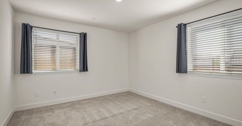 933 Cascade Range Drive, Sparks, NV 89436 Photo