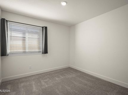 933 Cascade Range Drive, Sparks, NV 89436 Photo