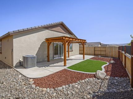 933 Cascade Range Drive, Sparks, NV 89436 Photo
