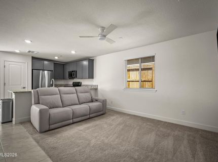 933 Cascade Range Drive, Sparks, NV 89436 Photo