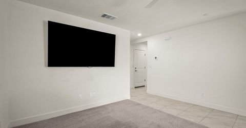 933 Cascade Range Drive, Sparks, NV 89436 Photo
