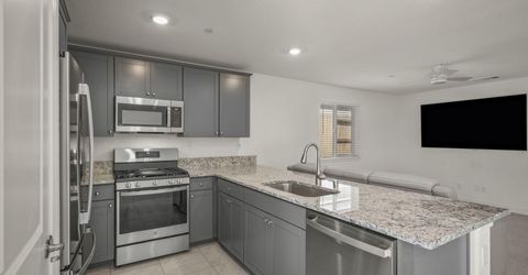 933 Cascade Range Drive, Sparks, NV 89436 Photo