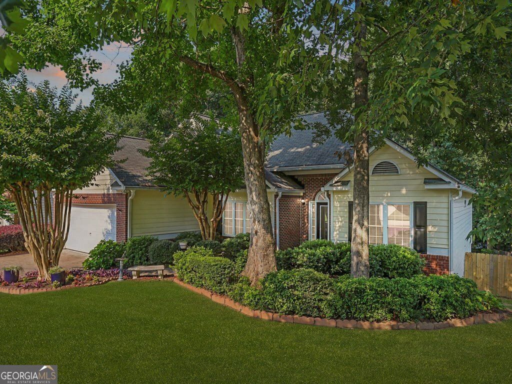 711 Soaring Drive, Marietta, GA 30062 Main Photo