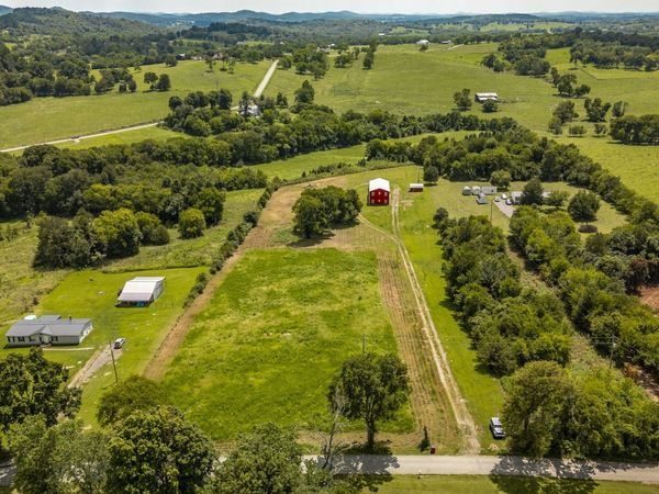 315 Duncan Rd , Hartsville, TN 37074