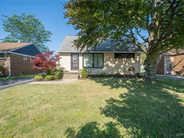 282 N Willowlawn Parkway, Buffalo, NY 14206