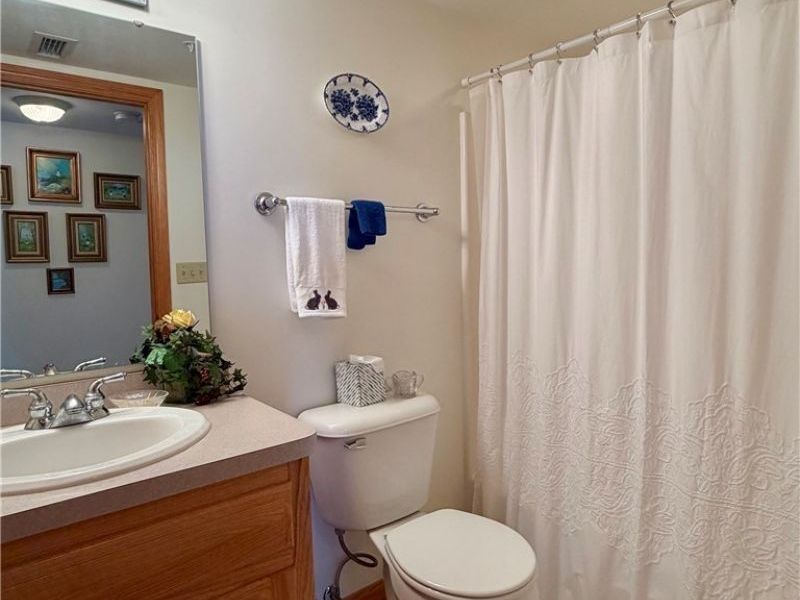 5753 Lake Road E, Unit 602B, Geneva, OH 44041 Photo 21