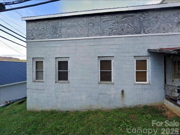 24 Millsaps Street, Robbinsville, NC 28771