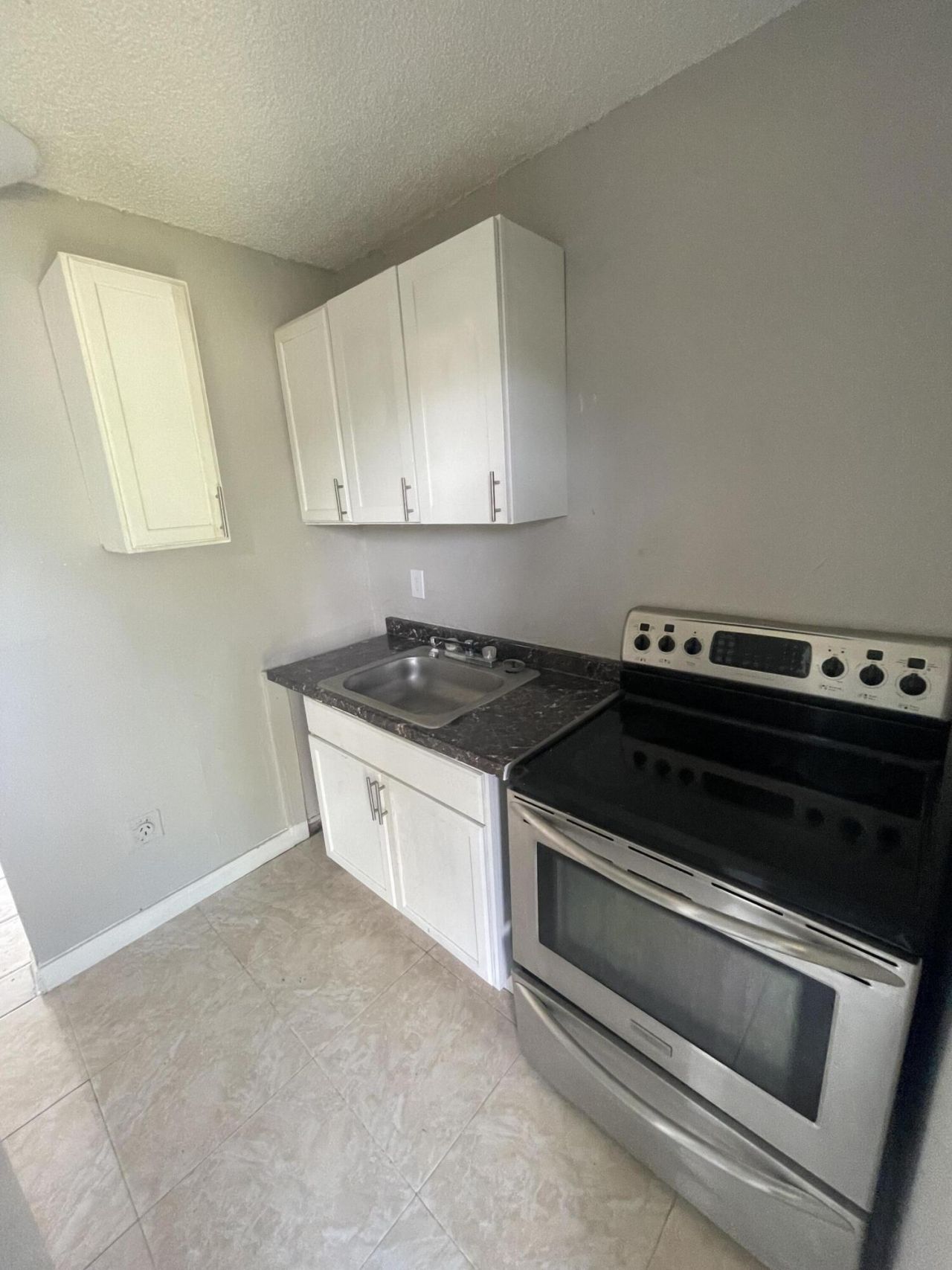 2301 NW 23rd Lane, Unit 1-2, Fort Lauderdale, FL 33311 Photo