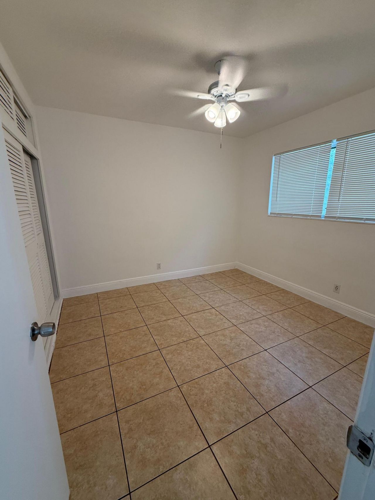 760 NW 4th Street, Unit 2, Hallandale Beach, FL 33009 Photo