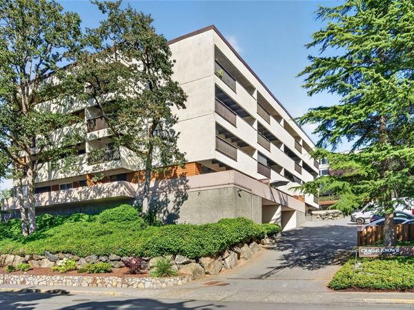 3277 Glasgow Ave, Unit #313, Saanich, BC V8X 1M3