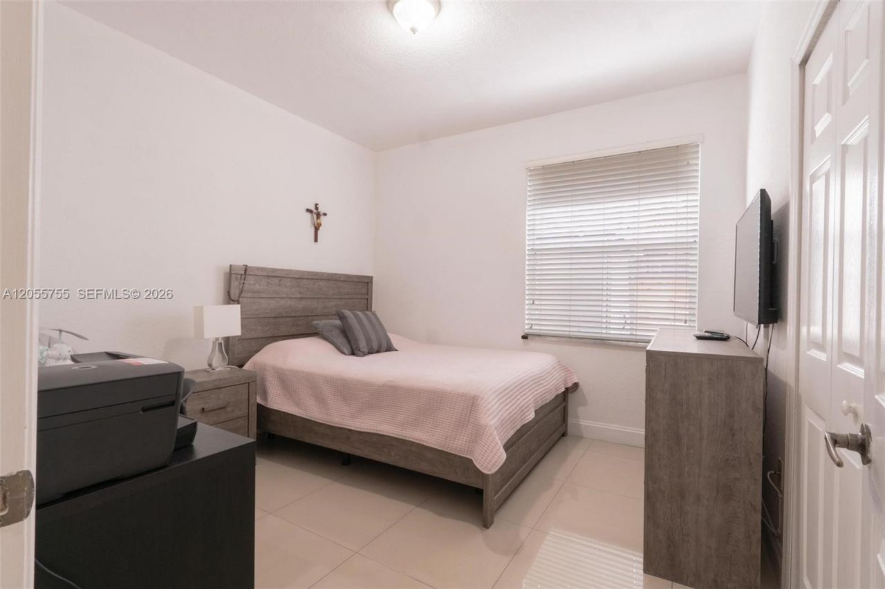 8526 NW 108th Ave, Unit 8526, Doral, FL 33178 Photo