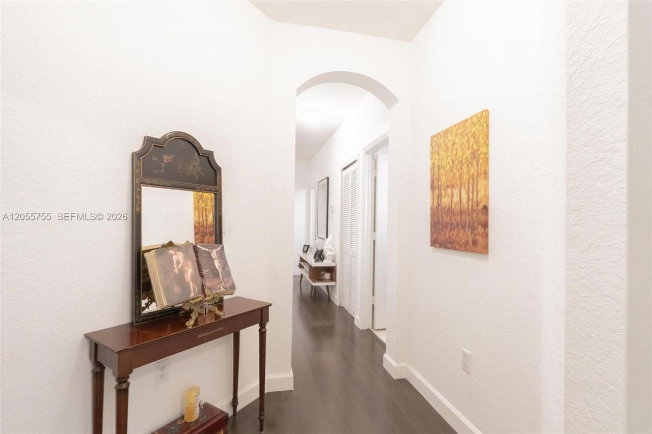 8526 NW 108th Ave, Unit 8526, Doral, FL 33178 Photo