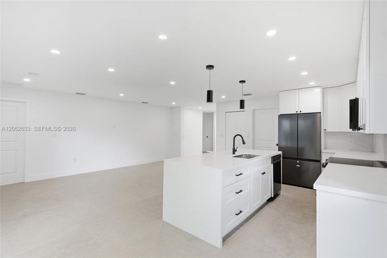 6421 SW 59th Ave , South Miami, FL 33143 Photo