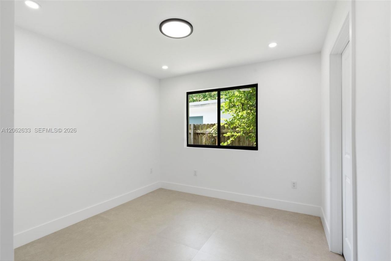 6421 SW 59th Ave , South Miami, FL 33143 Photo