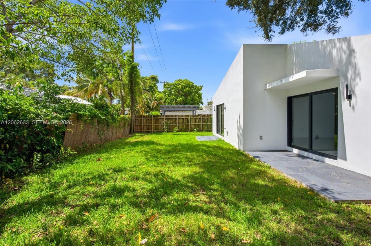 6421 SW 59th Ave , South Miami, FL 33143 Photo
