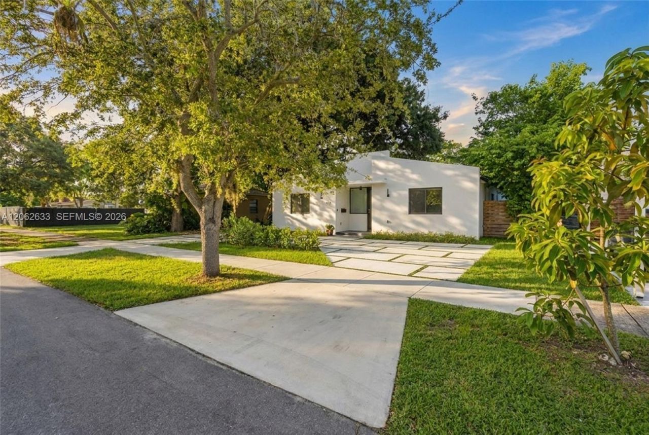 6421 SW 59th Ave , South Miami, FL 33143 Photo