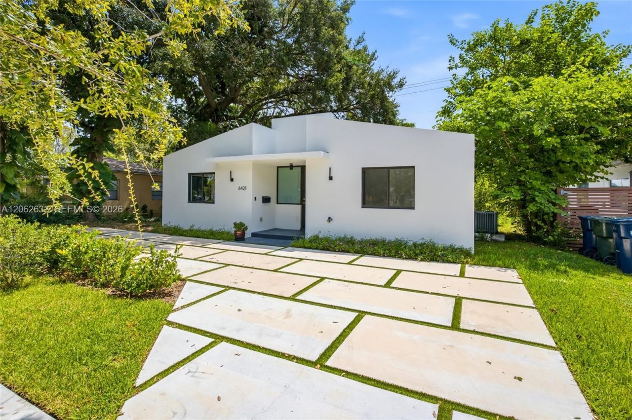 6421 SW 59th Ave , South Miami, FL 33143 Photo