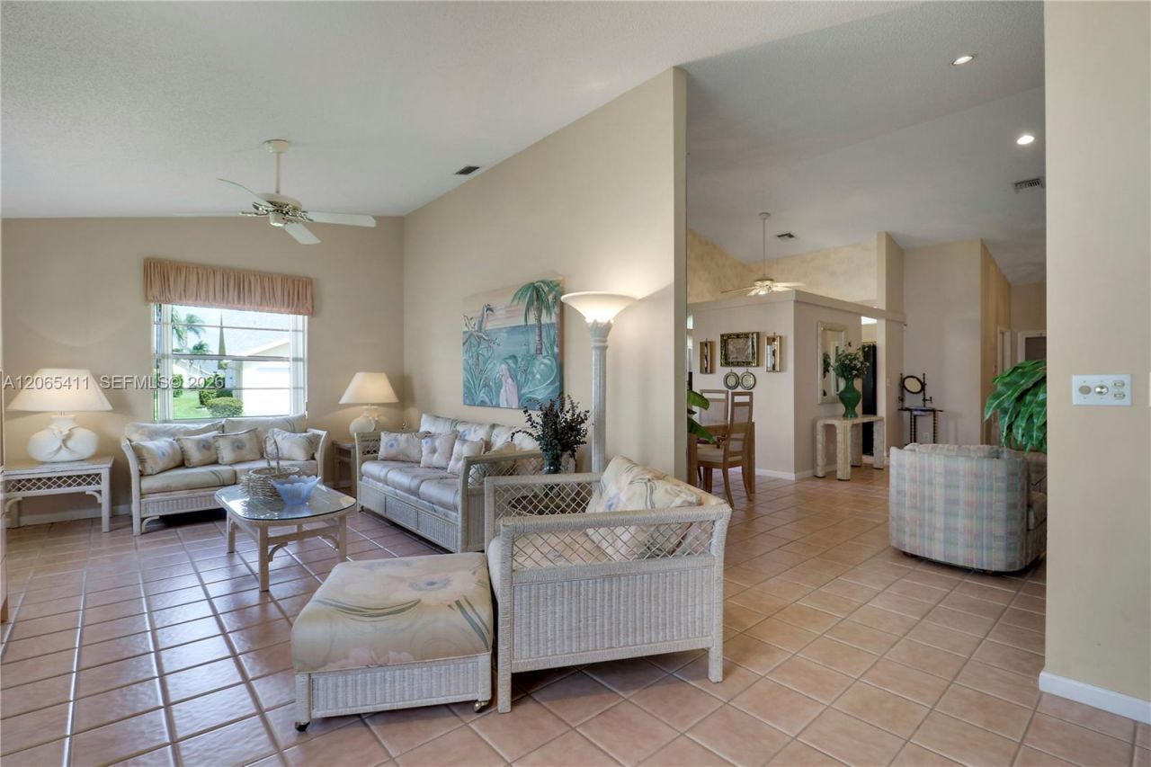 5275 Tiffany Anne Cir, West Palm Beach, FL 33417 Photo