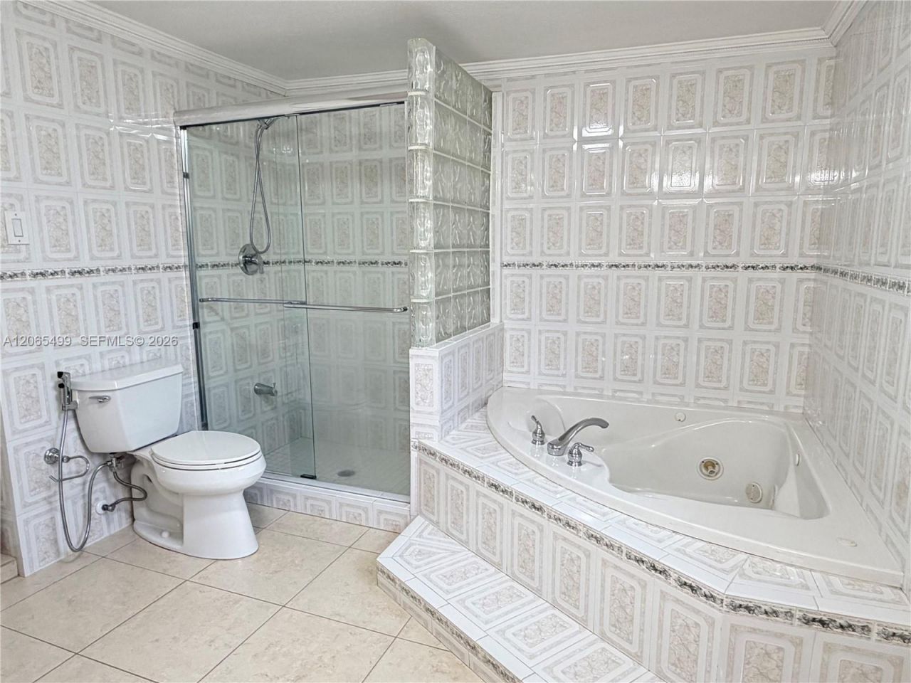 17040 NW 82nd Ave , Unit 17040, Hialeah, FL 33015 Photo