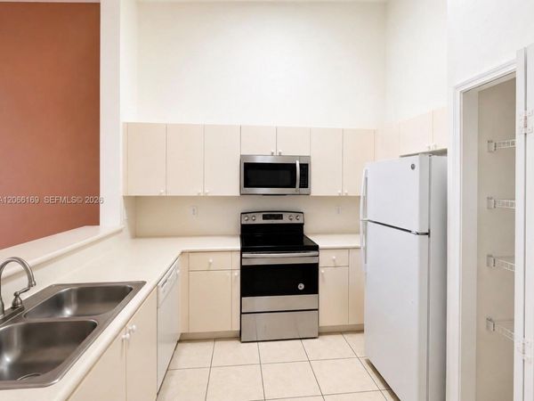 2811 SE 17th Ave , Unit 206, Homestead, FL 33035