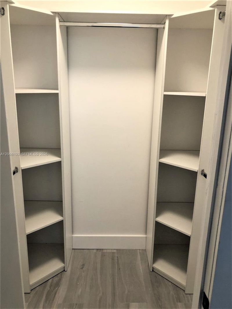 5701 Collins Ave , Unit 808, Miami Beach, FL 33140 Photo