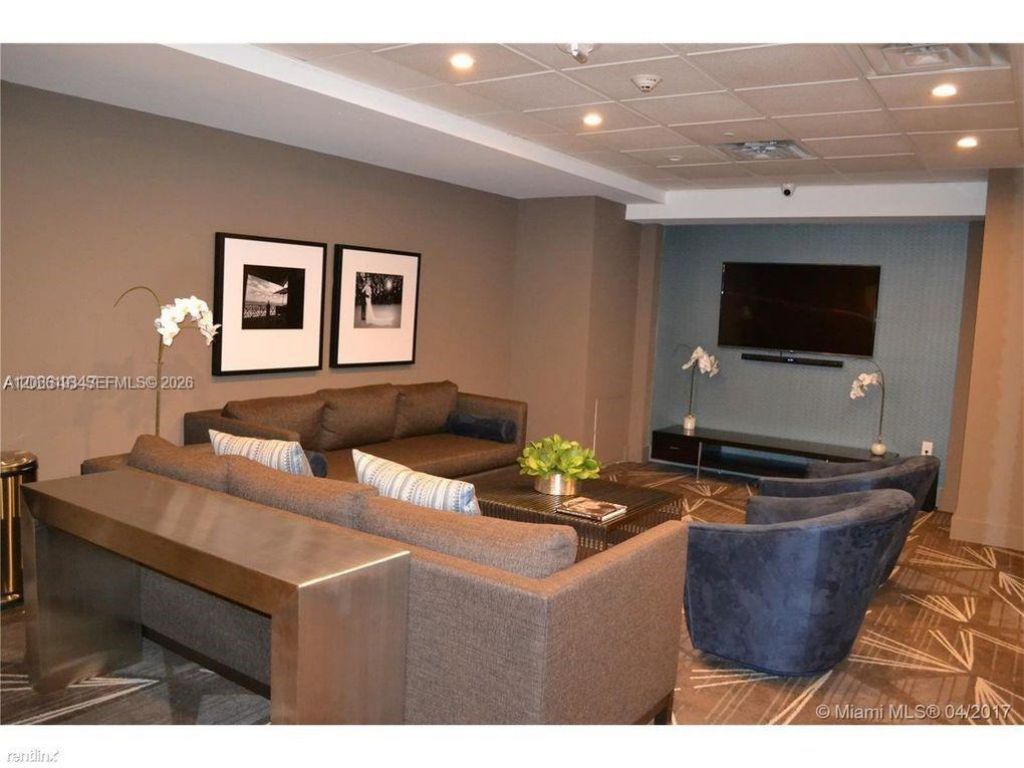 5701 Collins Ave , Unit 808, Miami Beach, FL 33140 Photo
