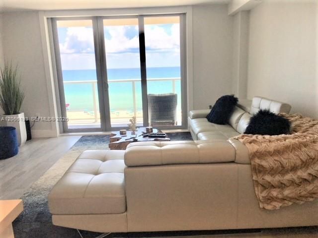 5701 Collins Ave , Unit 808, Miami Beach, FL 33140 Photo