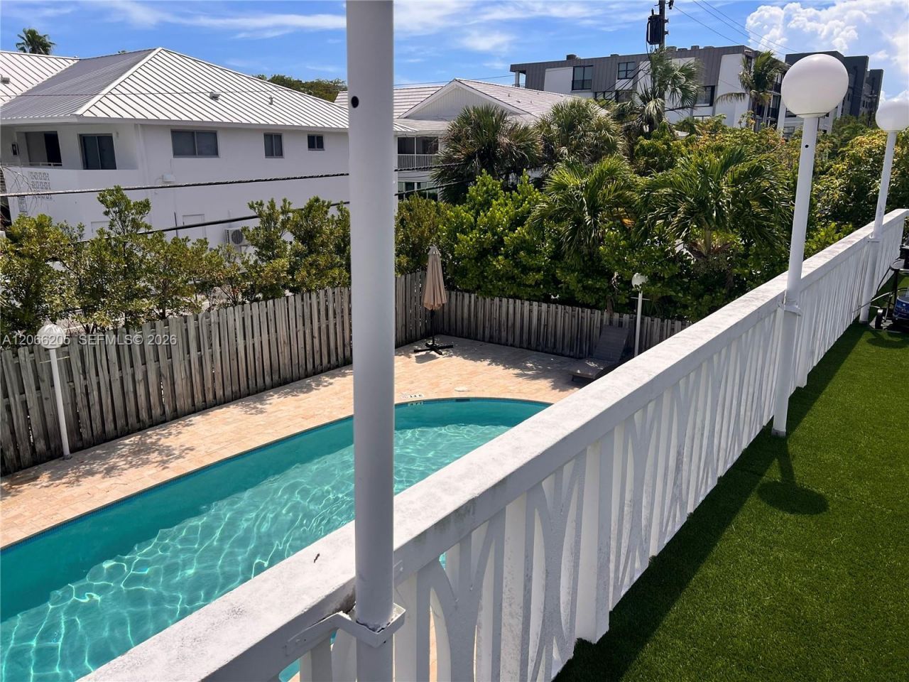 240 Galen Dr, Unit 302, Key Biscayne, FL 33149 Photo