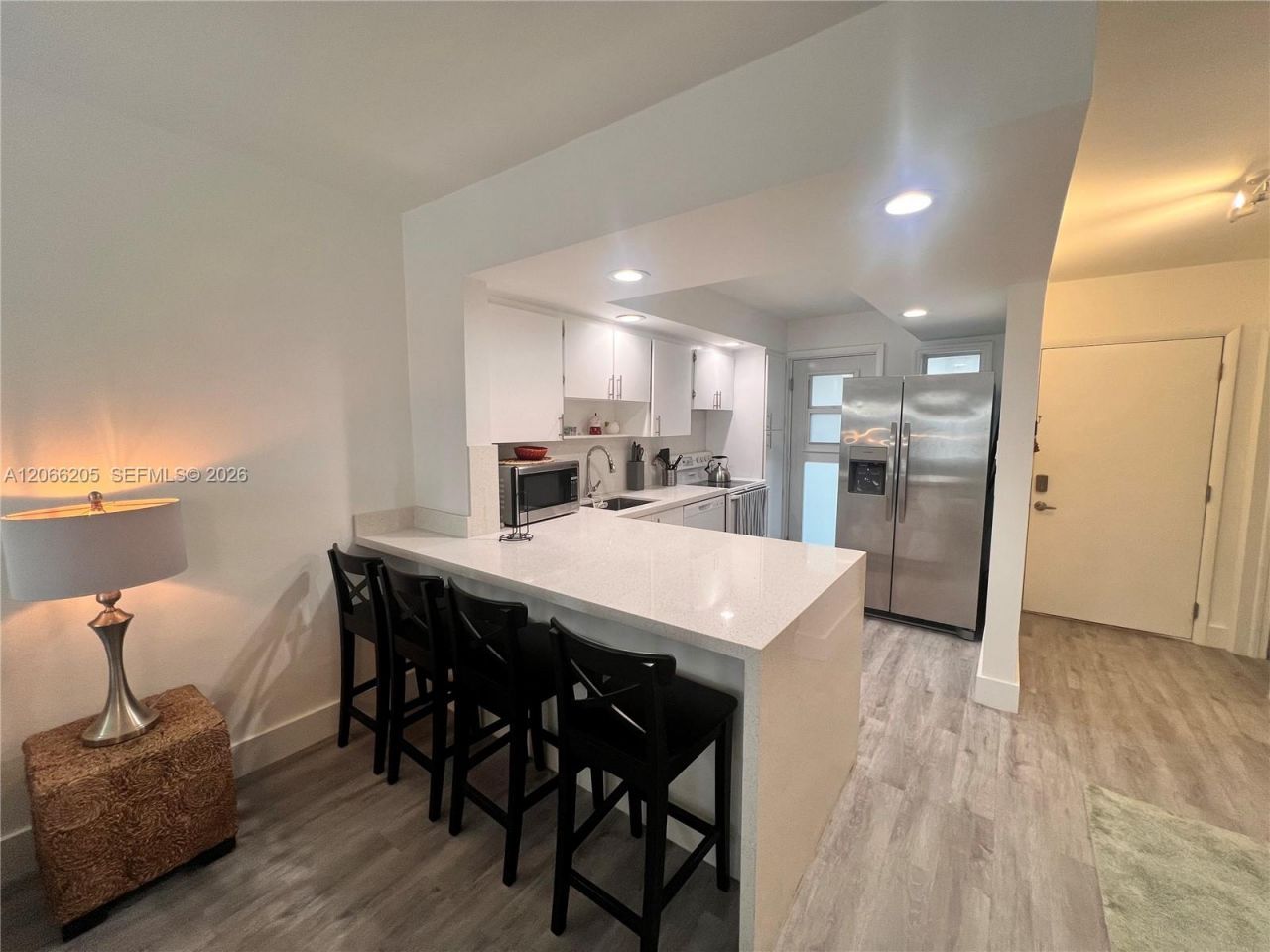 240 Galen Dr, Unit 302, Key Biscayne, FL 33149 Photo