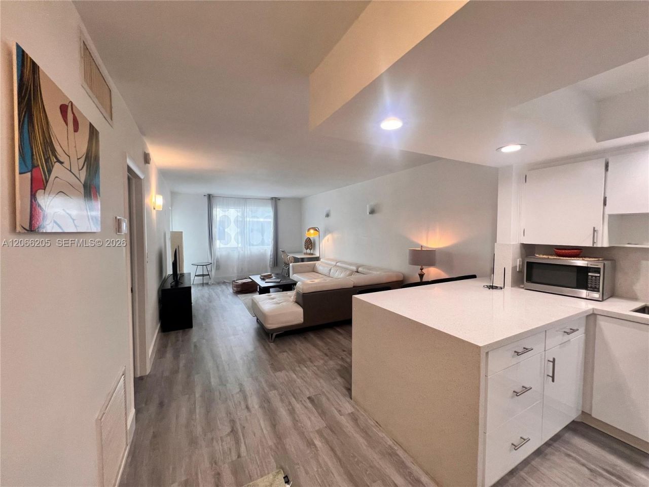 240 Galen Dr, Unit 302, Key Biscayne, FL 33149 Photo