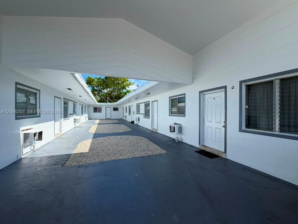 1280 NE 139th St , Unit 3, North Miami, FL 33161 Photo