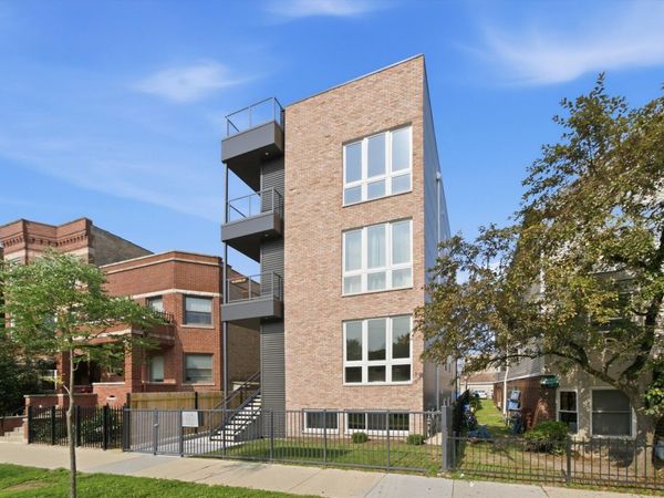1244 N Kedzie Avenue , Unit 4, Chicago, IL 60651